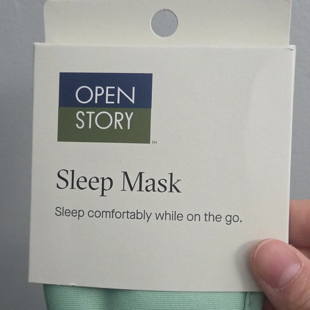 Open Story Light-Blocking Sleep Mask Light Green NWT